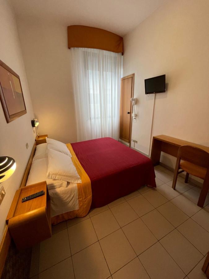 Hotel Arpa ริมินี ภายนอก รูปภาพ