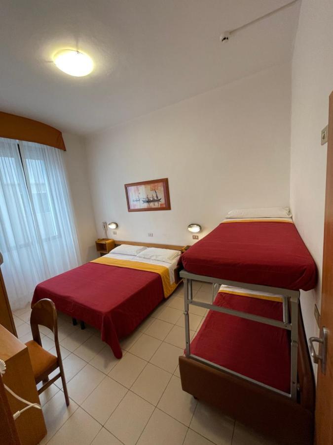 Hotel Arpa ริมินี ภายนอก รูปภาพ