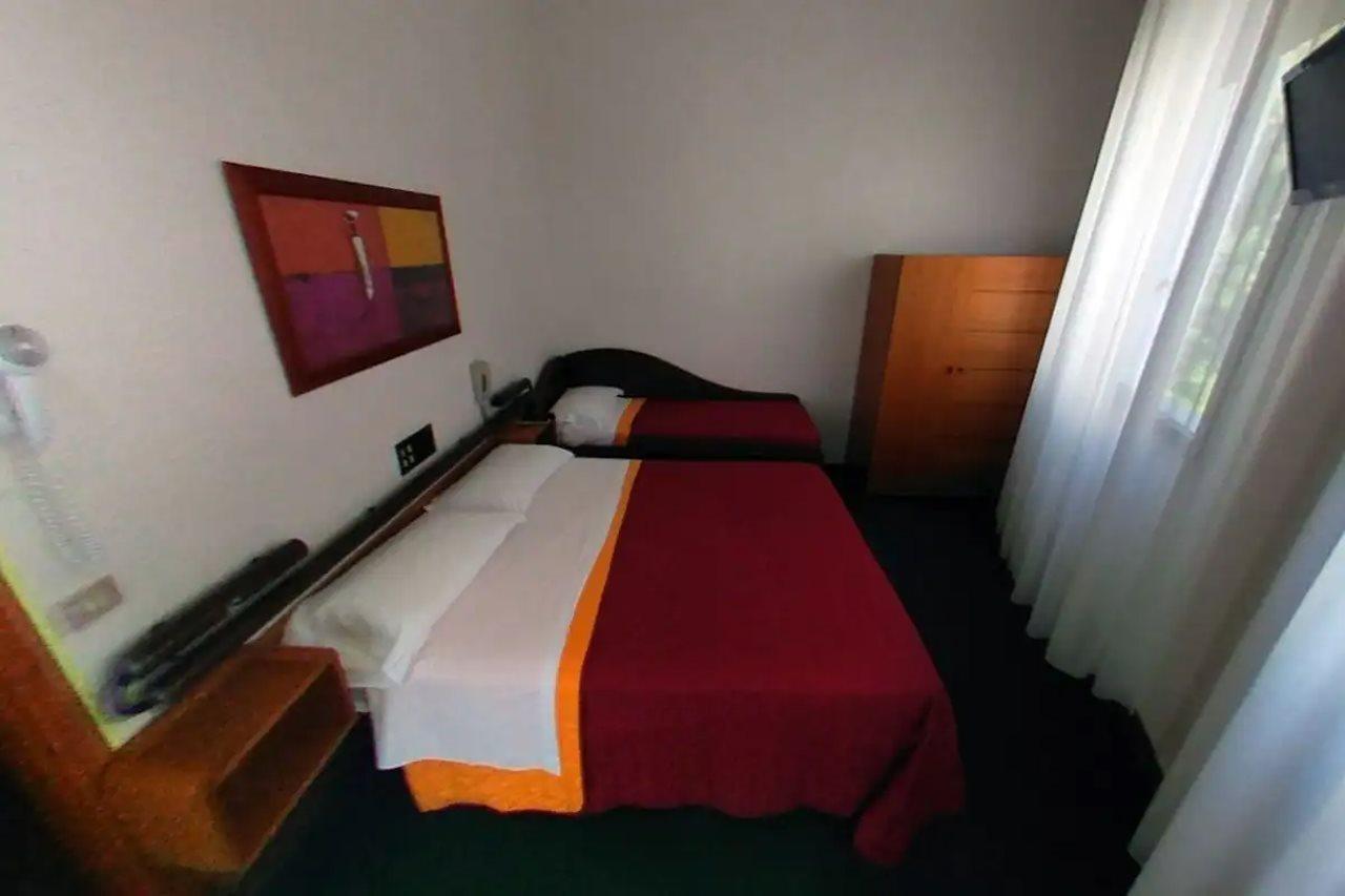 Hotel Arpa ริมินี ภายนอก รูปภาพ