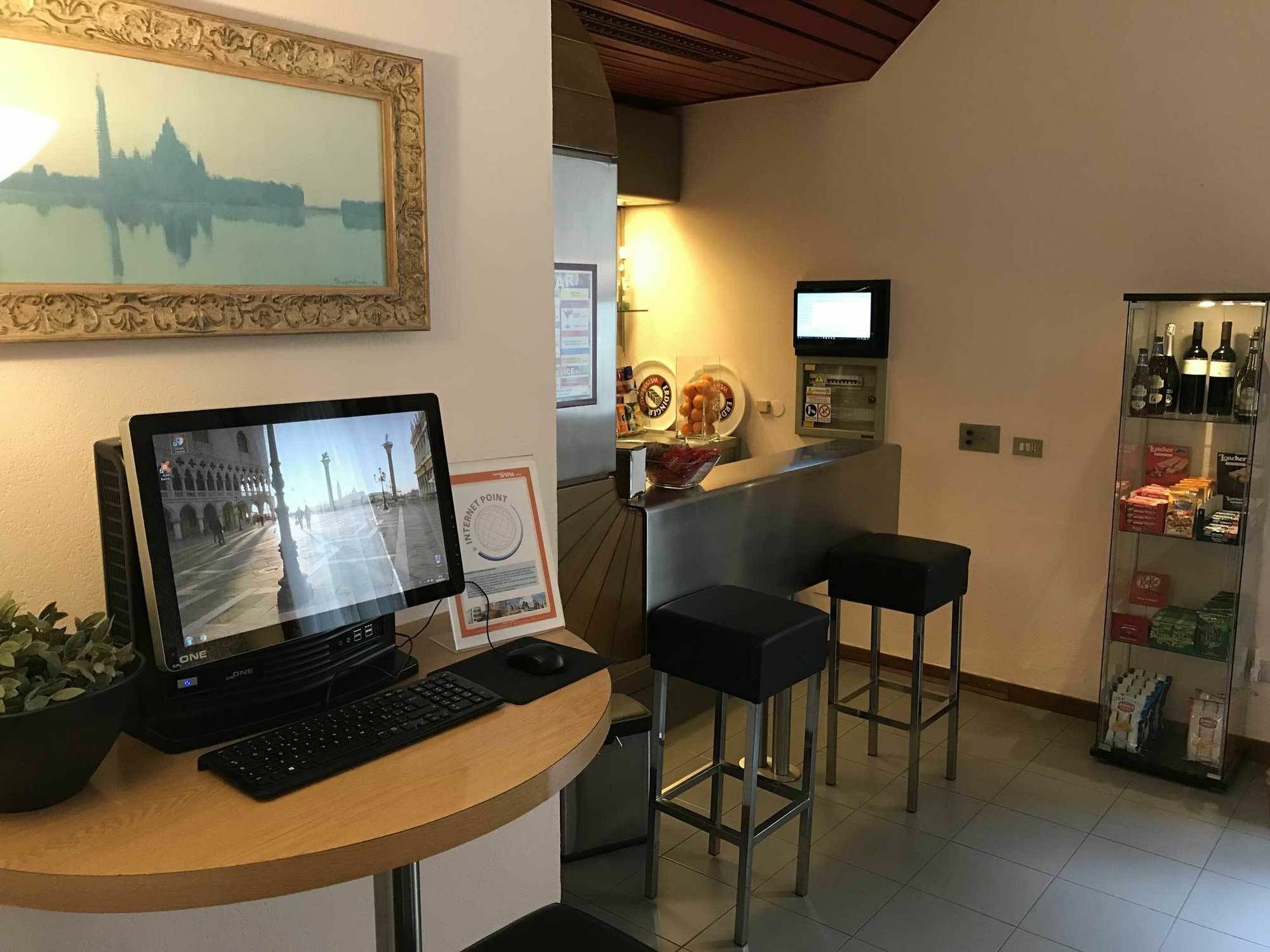 Hotel Arpa ริมินี ภายนอก รูปภาพ